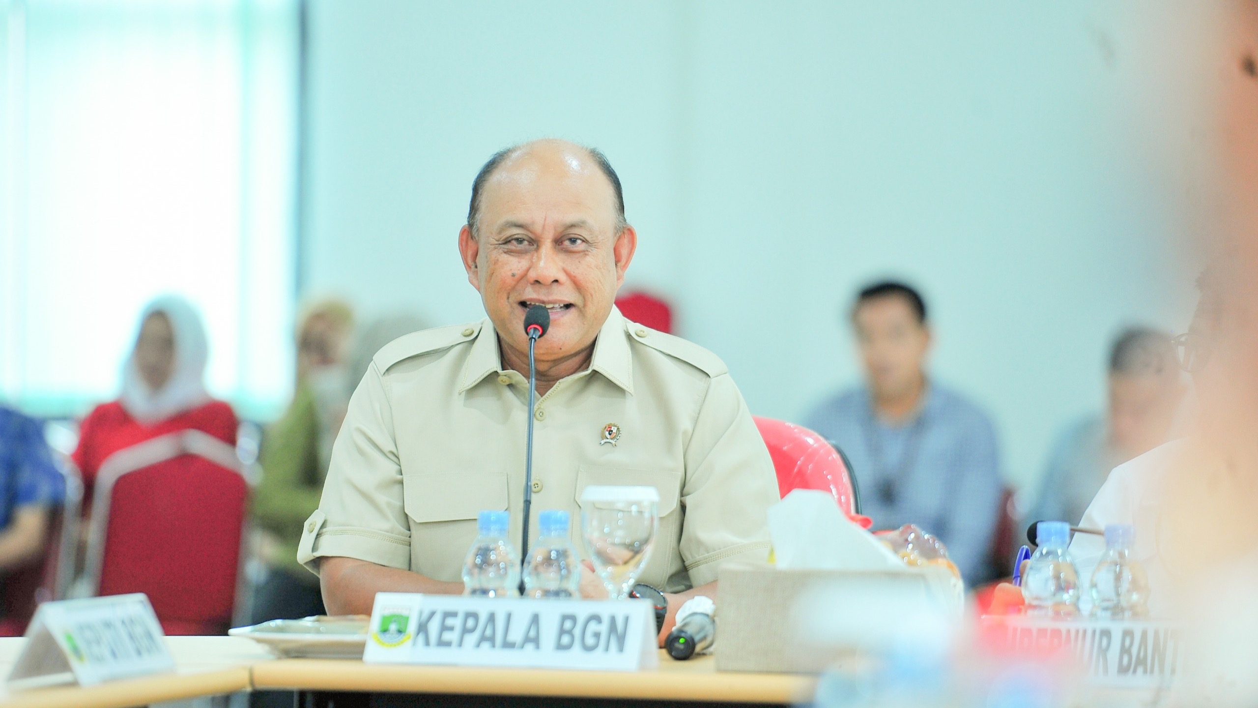 picture-Klarifikasi Kepala Badan Gizi Nasional (BGN) atas Isu Keterlibatan Raffi Ahmad dalam Proyek Dapur MBG di Banten